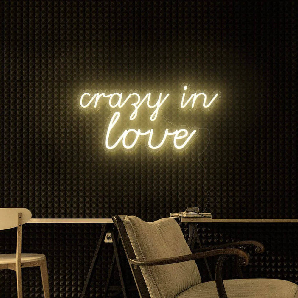 "Crazy in love" LED NEONSCHILD